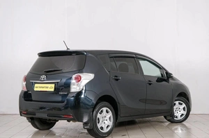 Минивэн Toyota Verso 2013 года, 1289000 рублей, Красноярск