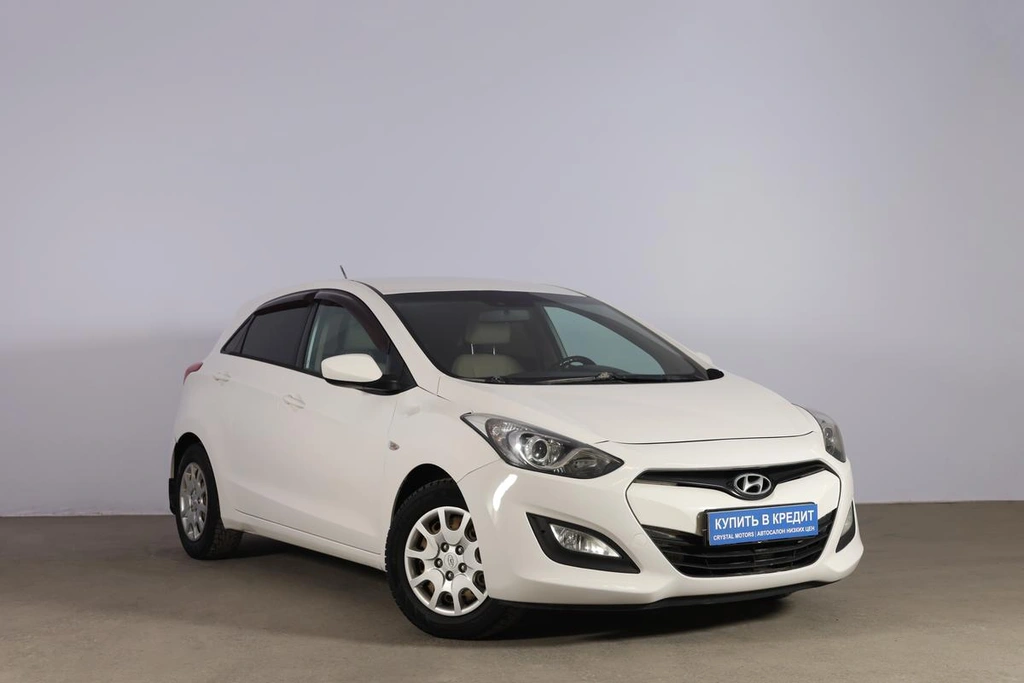 Хетчбэк Hyundai i30 2014 года, 1269000 рублей, Новосибирск