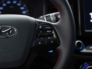 Седан Hyundai Solaris 2020 года, 1729196 рублей, Москва