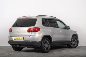 Внедорожник Volkswagen Tiguan 2013 года, 899000 рублей, Томск