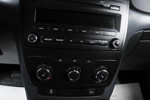 Внедорожник Skoda Yeti 2012 года, 689000 рублей, Челябинск
