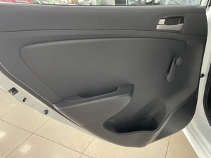 Седан Hyundai Solaris 2015 года, 787000 рублей, Солонцы
