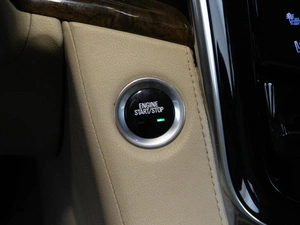 Внедорожник Cadillac Escalade 2018 года, 4898999 рублей, Москва