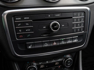 Седан Mercedes-benz CLA-класс 2015 года, 2250000 рублей, Краснодар