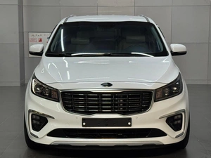 Минивэн Kia Carnival 2019 года, 2697000 рублей, Красноярск