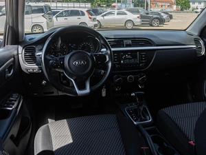 Седан Kia Rio 2020 года, 1590000 рублей, Краснодар