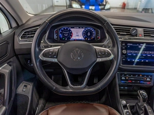 Внедорожник Volkswagen Tiguan 2021 года, 3899000 рублей, Саратов