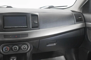 Седан Mitsubishi Lancer 2012 года, 899000 рублей, Кемерово