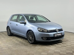 Хетчбэк Volkswagen Golf 2011 года, 749900 рублей, Казань