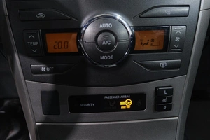 Седан Toyota Corolla 2007 года, 869000 рублей, Новокузнецк