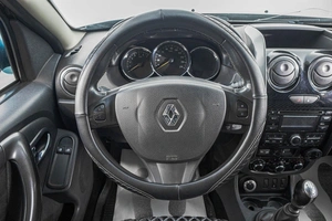 Внедорожник Renault Duster 2015 года, 1149000 рублей, Барнаул