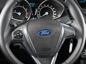 Седан Ford Fiesta 2015 года, 950000 рублей, Ростов-на-Дону
