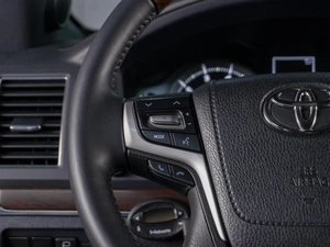 Внедорожник Toyota Land Cruiser 2020 года, 8299000 рублей, Сургут