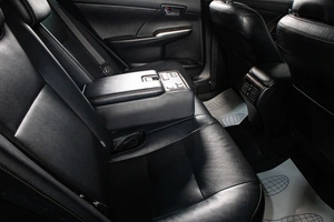 Седан Toyota Camry 2015 года, 2149000 рублей, Сургут