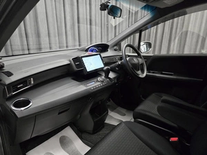 Минивэн Honda Freed 2012 года, 1050000 рублей, Красноярск