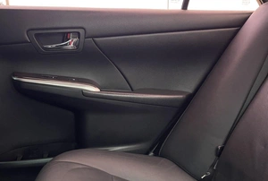 Седан Toyota Camry 2017 года, 1999000 рублей, Солонцы