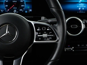 Хетчбэк Mercedes-benz B-класс 2019 года, 1810111 рублей, Москва