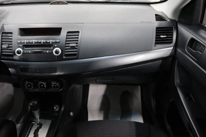 Седан Mitsubishi Lancer 2009 года, 829000 рублей, Омск