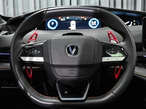 Лифтбек Changan UNI-V 2024 года, 2400000 рублей, Ставрополь