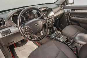 Внедорожник Kia Sorento 2014 года, 1659000 рублей, Челябинск