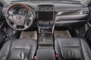 Седан Toyota Camry 2012 года, 2009000 рублей, Томск