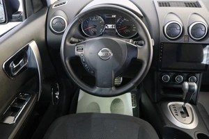 Внедорожник Nissan Qashqai 2010 года, 1049000 рублей, Омск