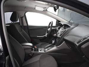 Седан Ford Focus 2012 года, 1070000 рублей, Омск