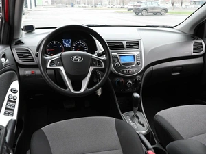 Седан Hyundai Solaris 2013 года, 949000 рублей, Волгоград
