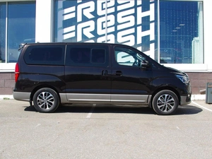 Минивэн Hyundai Grand Starex 2019 года, 3899999 рублей, Владимир