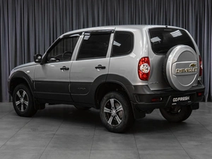 Внедорожник Chevrolet Niva 2019 года, 939000 рублей, Тюмень
