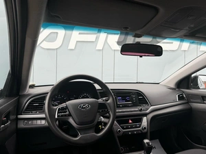 Седан Hyundai Elantra 2016 года, 1286000 рублей, Ижевск