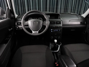 Седан ВАЗ (LADA) Priora 2016 года, 699000 рублей, Тюмень