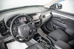 Внедорожник Mitsubishi Outlander 2017 года, 1899000 рублей, Пермь