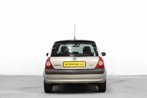 Хетчбэк Renault Clio 2004 года, 399000 рублей, Барнаул