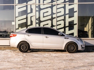 Седан Kia Rio 2011 года, 680000 рублей, Самара
