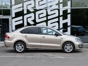 Седан Volkswagen Polo 2017 года, 1199000 рублей, Волгоград