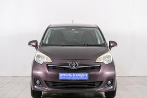 Хетчбэк Toyota Ractis 2011 года, 849000 рублей, Красноярск