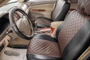 Седан Toyota Camry 2005 года, 1039000 рублей, Барнаул