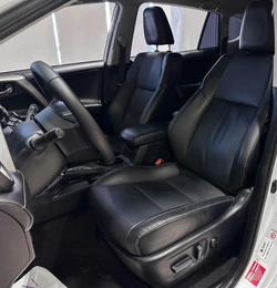 Внедорожник Toyota RAV4 2017 года, 2597000 рублей, Красноярск