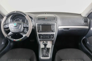 Лифтбек Skoda Octavia 2012 года, 959000 рублей, Пермь