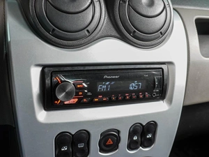 Хетчбэк Renault Sandero 2010 года, 499000 рублей, Воронеж