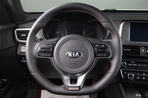 Седан Kia Optima 2018 года, 2109000 рублей, Оренбург