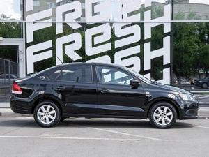 Седан Volkswagen Polo 2013 года, 925000 рублей, Волгоград