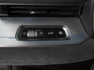 Седан Geely Preface 2023 года, 2589000 рублей, Красный Пахарь