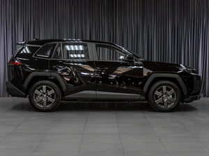 Внедорожник Toyota RAV4 2026 года, 4299000 рублей, Тюмень