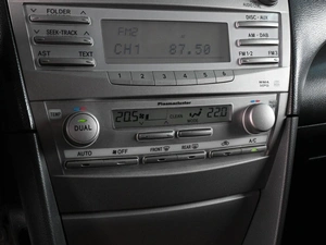 Седан Toyota Camry 2011 года, 1359000 рублей, Ростов-на-Дону