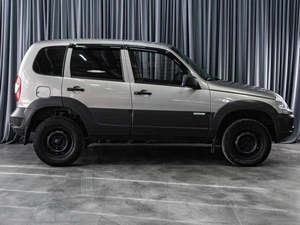 Внедорожник Chevrolet Niva 2013 года, 499000 рублей, Тюмень