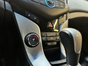 Хетчбэк Chevrolet Cruze 2013 года, 697000 рублей, Красноярск