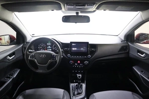 Седан Hyundai Solaris 2021 года, 1880000 рублей, Брянск