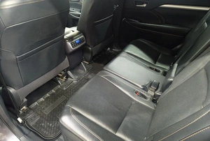 Внедорожник Toyota Highlander 2014 года, 2990000 рублей, Красноярск